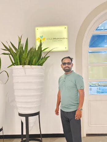 Sol Bar – Club Mahindra Emerald Palms Resort, Goa