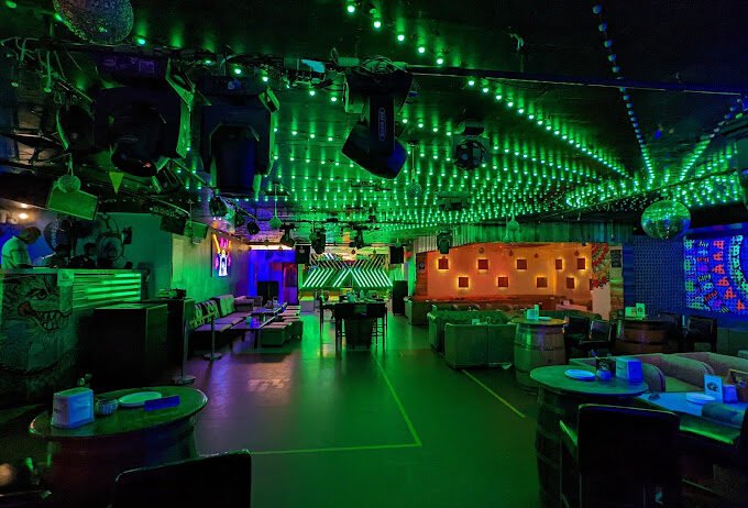 Nolimmits Lounge Night club in Bengaluru
