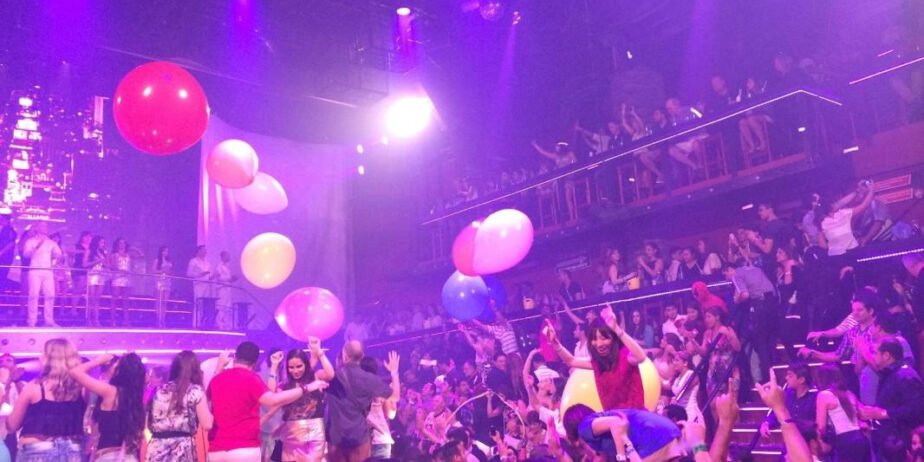 Coco Bongo Night Club, BRAZIL