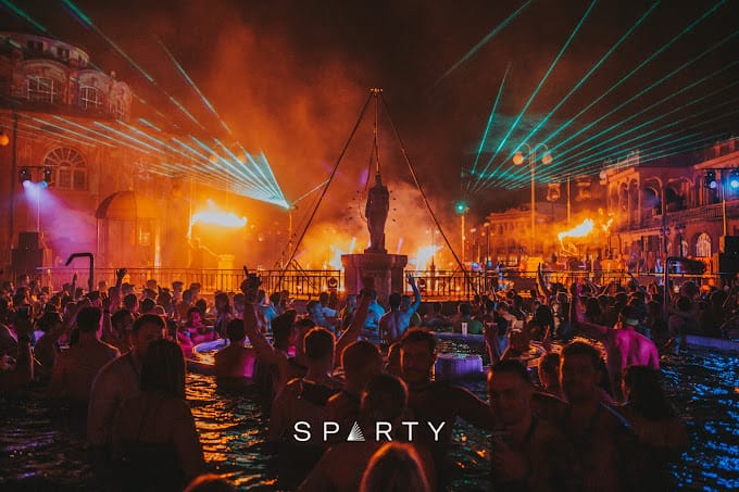 SPARTY – Széchenyi Bath Party, Hungary