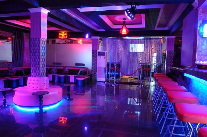 FIZZLES Platinum Lounge & Nightclub, Ghana