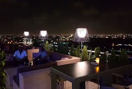 Sky Bar 25, Ghana